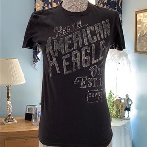 Mens American Eagle Tee’s. Never worn